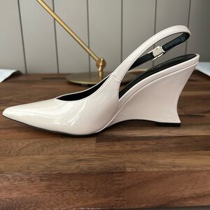 Jessica Simpson Cream Slingback Wedges